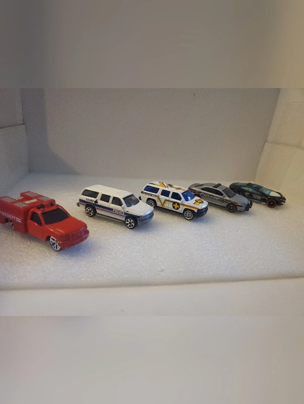 Lot Of 5 Emergency Vehicles Hot Wheels Matchbox Police Car Emergency Rescue #1